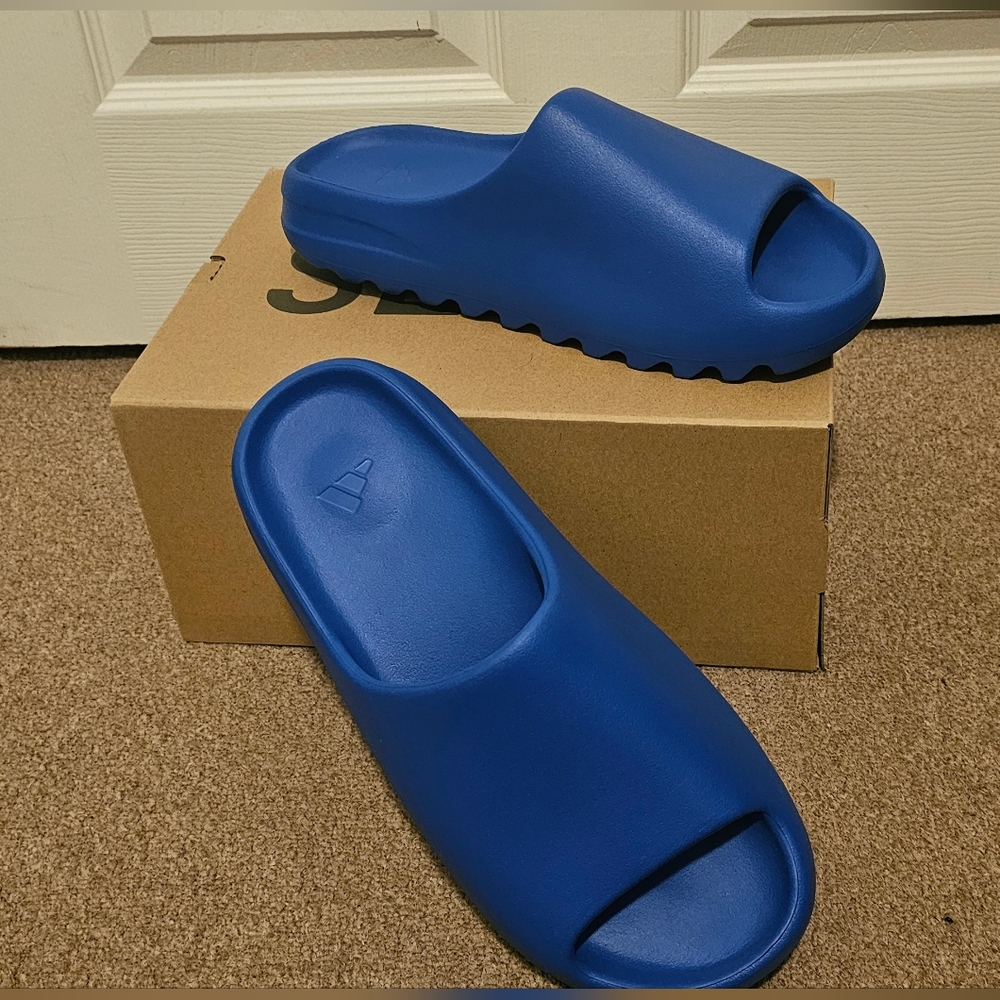 Adidas Yeezy Slides Azuer Blue Size 14